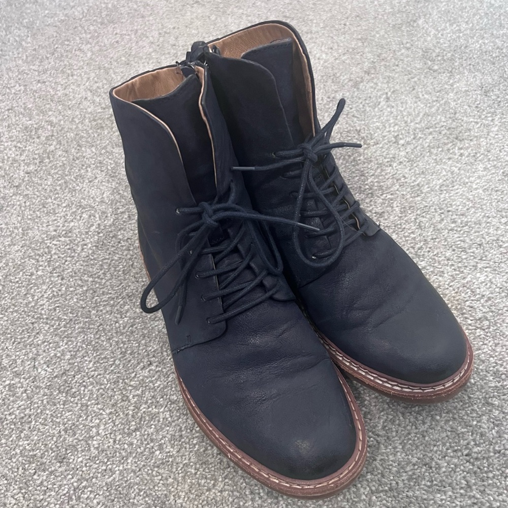 Sofft Blue Laceup Leather Boots